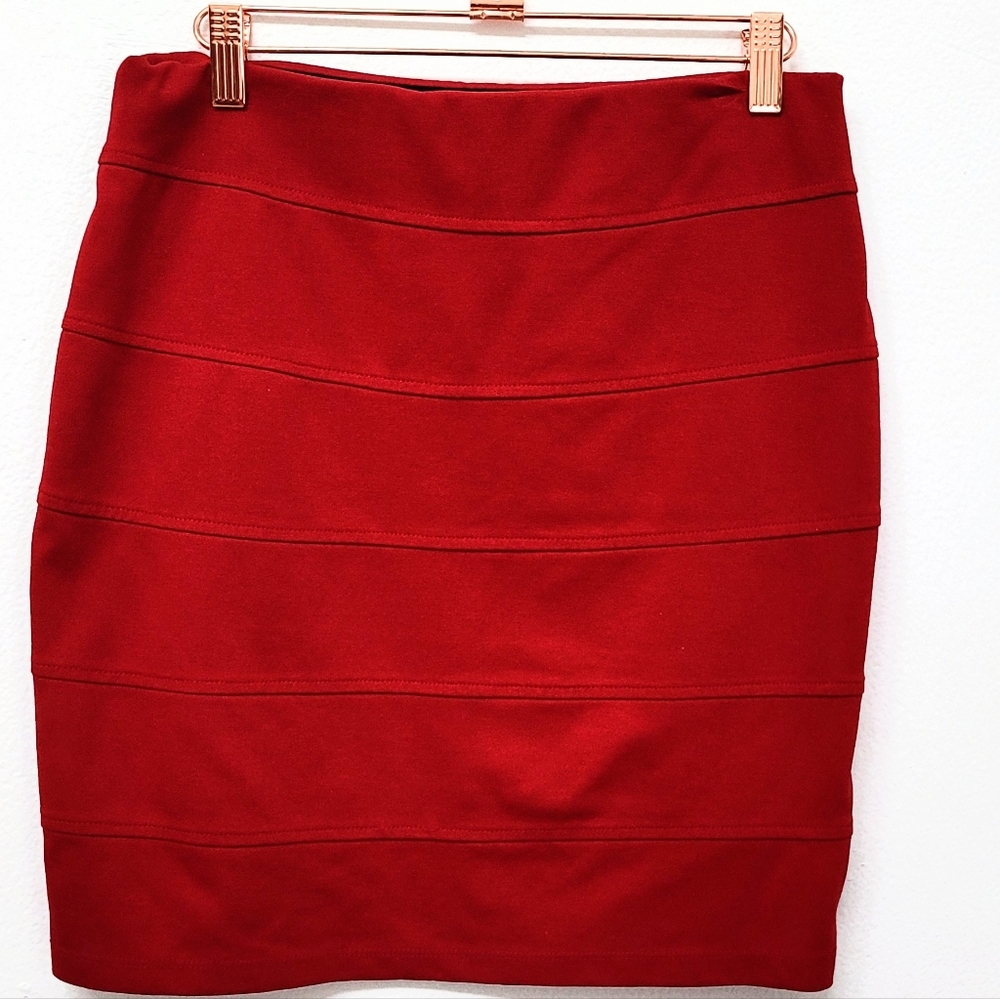 Red mini skirt size L